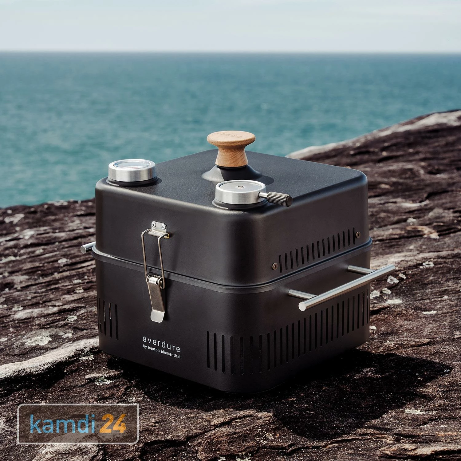 Everdure CUBE 360 Tragbarer Holzkohlegrill Mit Deckel All Black 10 Everdure CUBE 360 Tragbarer Holzkohlegrill Mit Deckel All Black – Bild 10