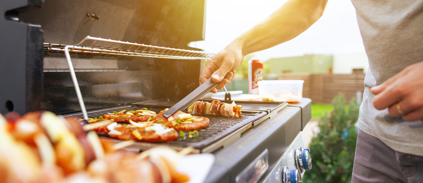 Küchengrill Geschäft -Küchengrill Geschäft Must Have Home BBQ Equipment cover image